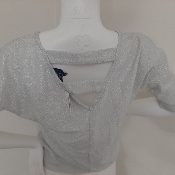 Top - Picture 3 of 5